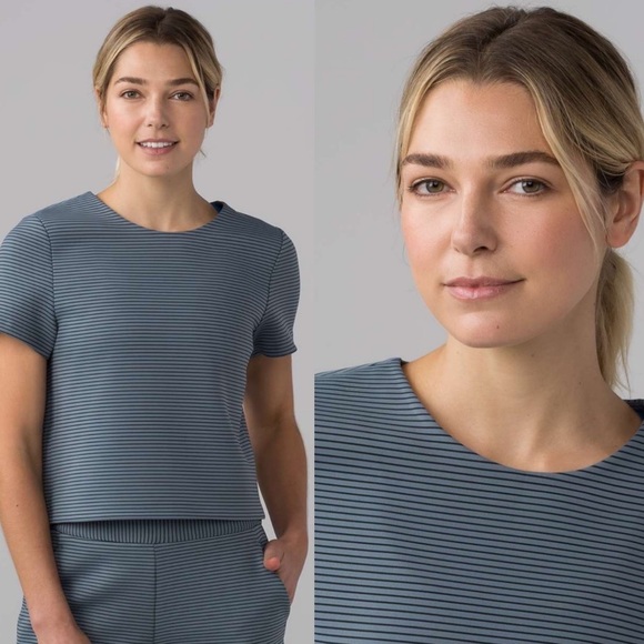 Lululemon Shaped Short Sleeve Tee Size‎ 6 Crew Neck Sterling Blue Thick T-Shirt - Picture 2 of 10